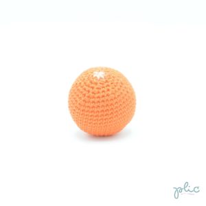 Boule de 6,5cm de haut et 5,5cm de diamètre, crocheté par Plic.