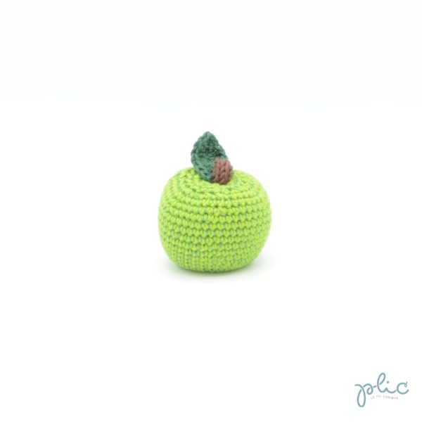 Pomme de 5cm de haut et 6cm de diamètre avec queue et feuille, le tout crocheté par Plic.